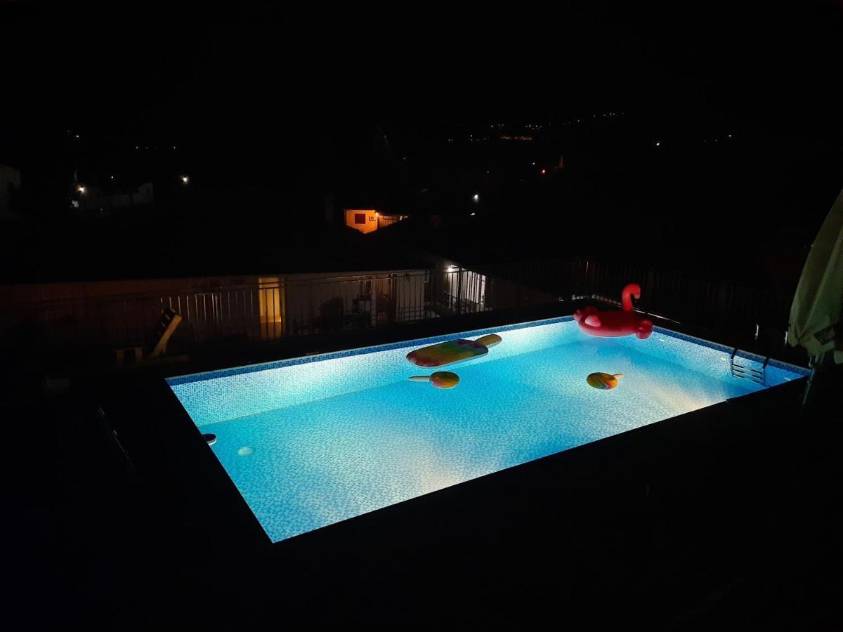 וירפזאר Apartments Kingfisher מראה חיצוני תמונה