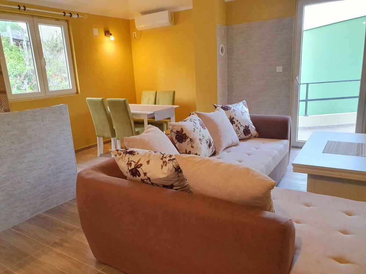 וירפזאר Apartments Kingfisher מראה חיצוני תמונה