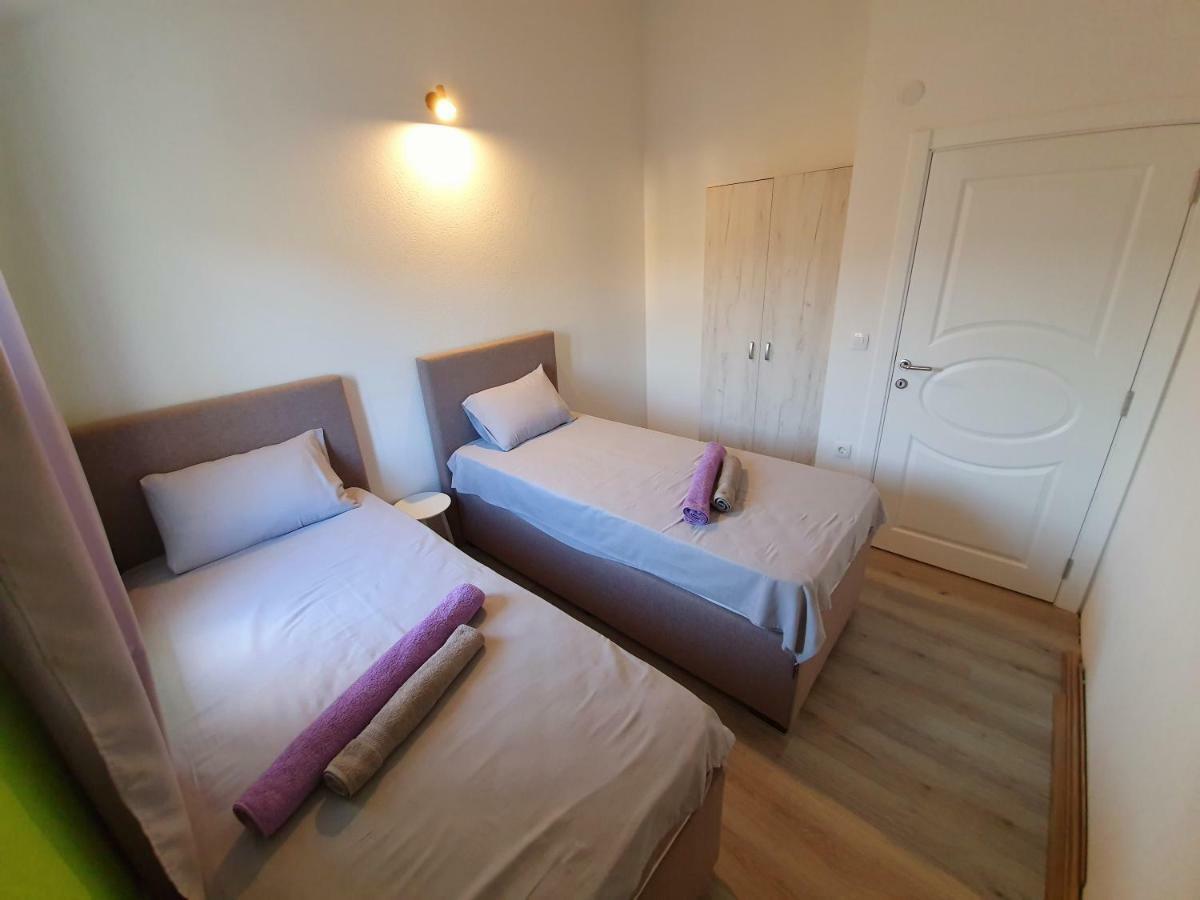 וירפזאר Apartments Kingfisher מראה חיצוני תמונה