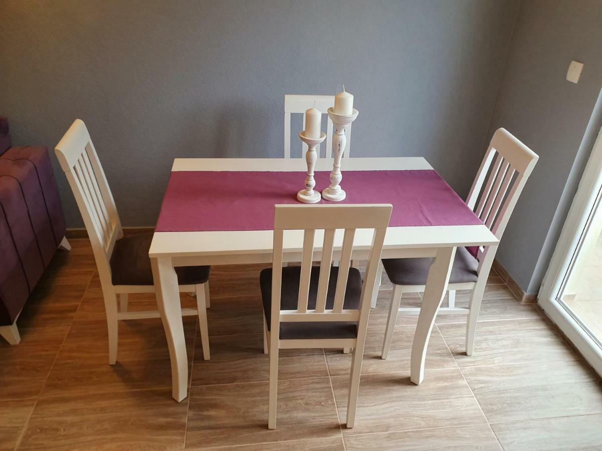 וירפזאר Apartments Kingfisher מראה חיצוני תמונה