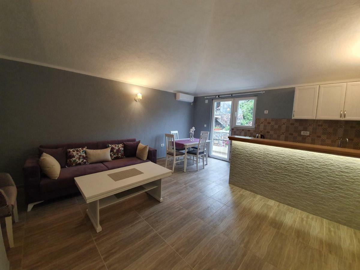 וירפזאר Apartments Kingfisher מראה חיצוני תמונה