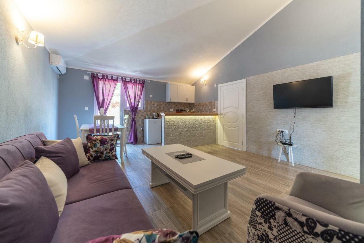 וירפזאר Apartments Kingfisher מראה חיצוני תמונה
